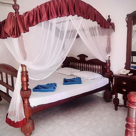 River View Banquet & Resort Wadduwa Bagian luar foto