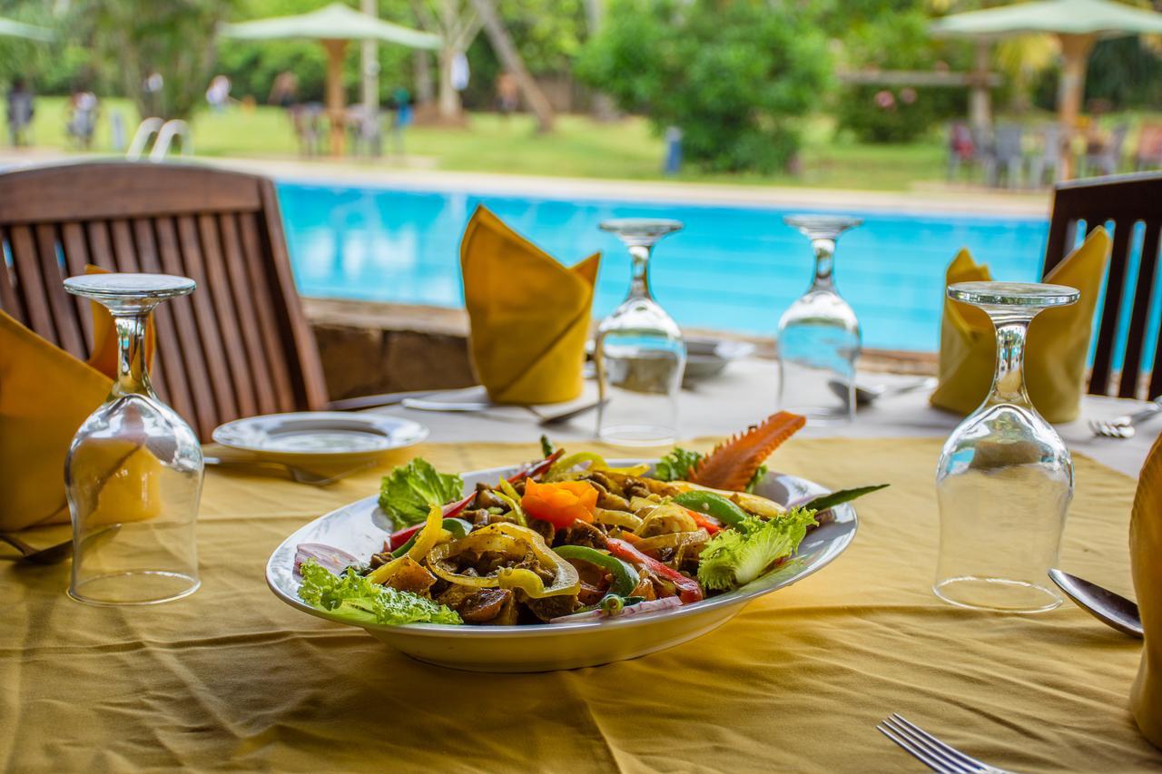 River View Banquet & Resort Wadduwa Bagian luar foto